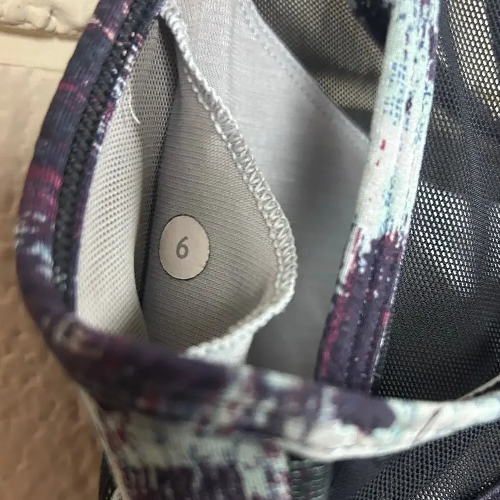 Lululemon Black Multicolor Sports Bra size 6